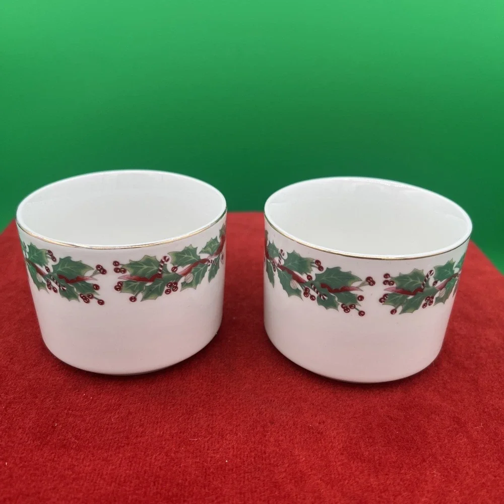 1990 Sango Christmas Holly Teacups 2 Pc Sets Candy Canes Bells 8415 Gold Rim‎